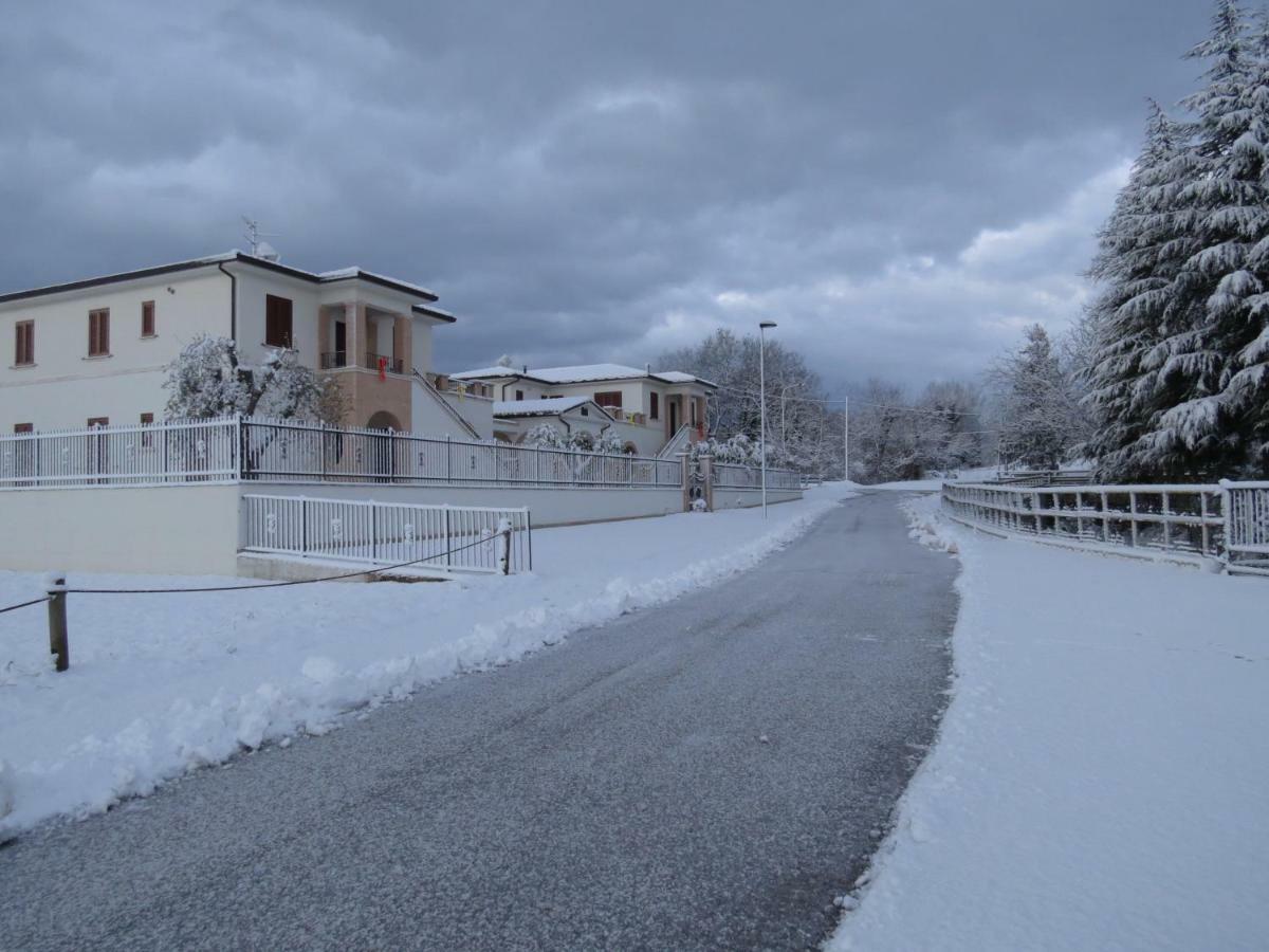 Residence Stella Del Gran Sasso Colledara Extérieur photo