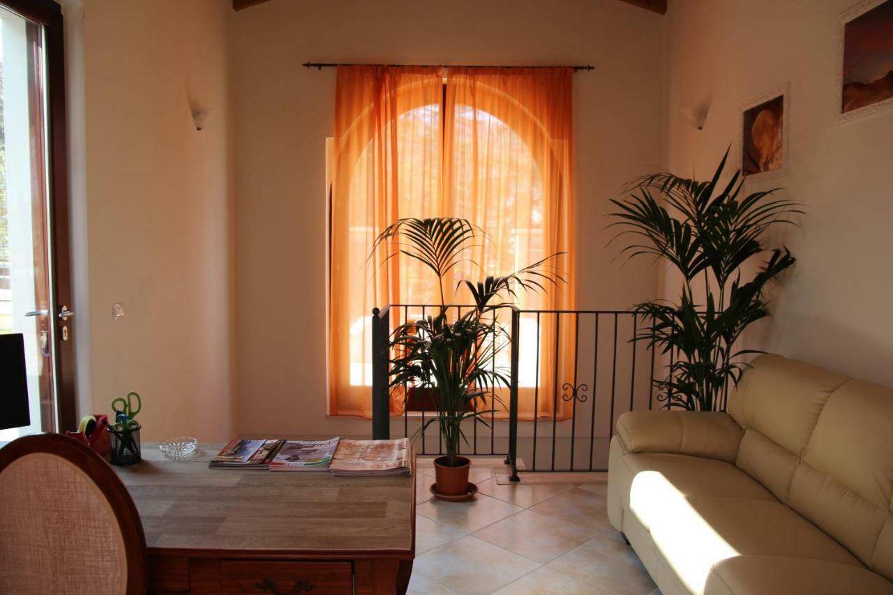 Residence Stella Del Gran Sasso Colledara Extérieur photo