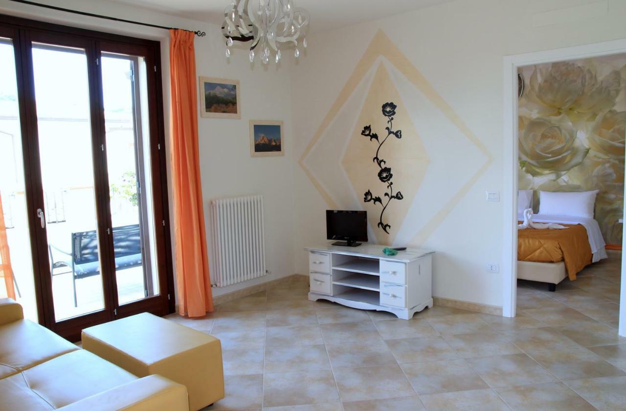 Residence Stella Del Gran Sasso Colledara Extérieur photo