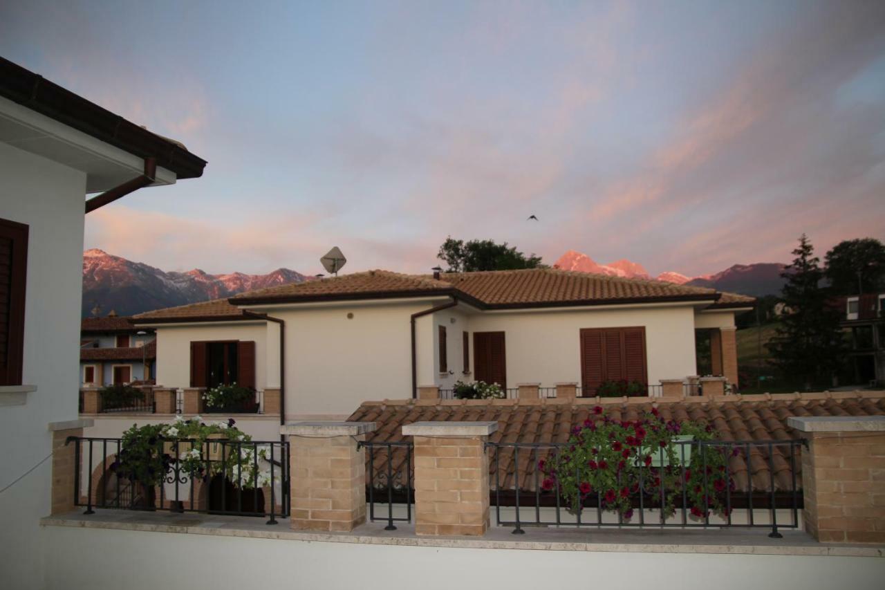 Residence Stella Del Gran Sasso Colledara Extérieur photo